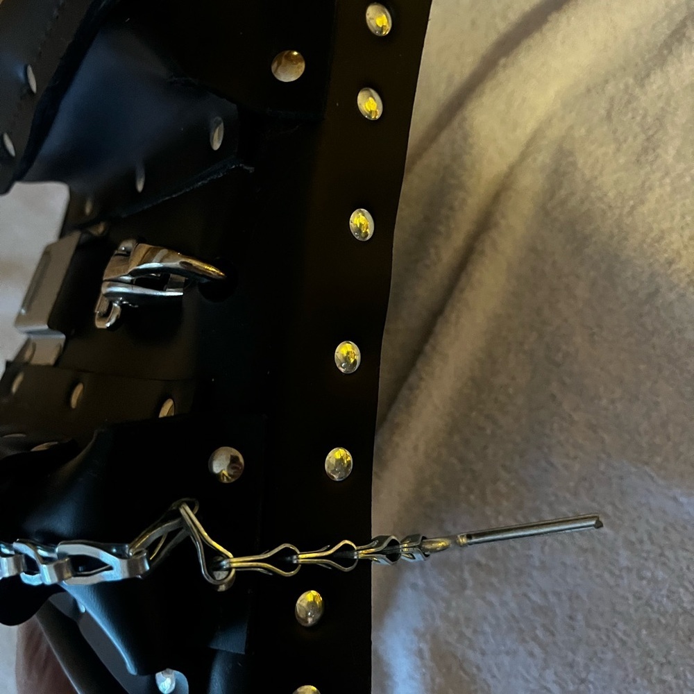 Klein Black Leather Tool Pouch - Picture 6 of 9